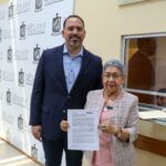 Entrega gobernador de Tamaulipas nuevos vehículos para seguridad pública