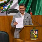 Inicia Adrián de la Garza gira de trabajo por Dallas, Texas