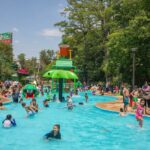 Visitan policías de Dallas al alcalde Adrián de la Garza