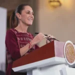 “Queremos que niñas y niños sean felices”: Presidenta Claudia Sheinbaum anuncia el inicio de la entrega de las tarjetas de la beca de apoyo para uniformes y útiles  “Rita Cetina”