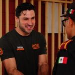Atiende Heriberto Treviño a vecinos de Juárez “colonia por colonia”