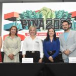 Festejan triunfo de la Selección Mexicana en Plaza Zaragoza y en Parque España